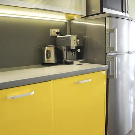 Derelli Deluxe And Derelli Adorable *