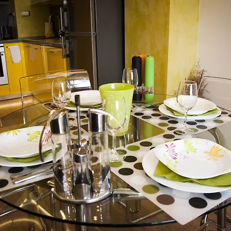 Derelli Deluxe And Derelli Adorable *