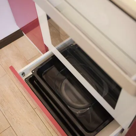 Derelli Deluxe And Derelli Adorable