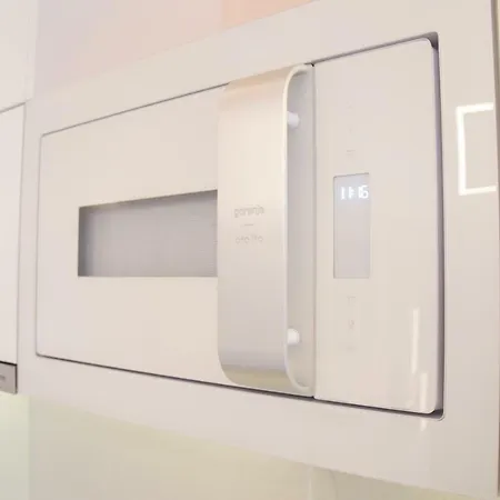 Derelli Deluxe And Derelli Adorable