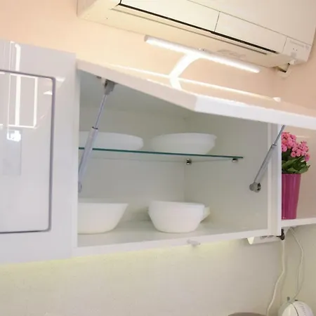Derelli Deluxe And Derelli Adorable Apartamento Sofía
