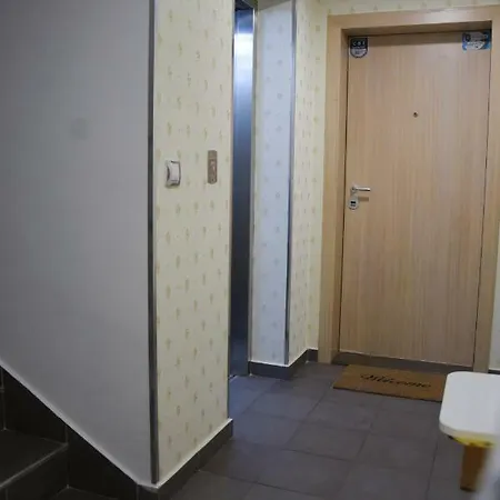 Derelli Deluxe And Derelli Adorable Apartament *