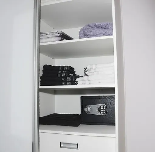 Derelli Deluxe And Derelli Adorable Sofía