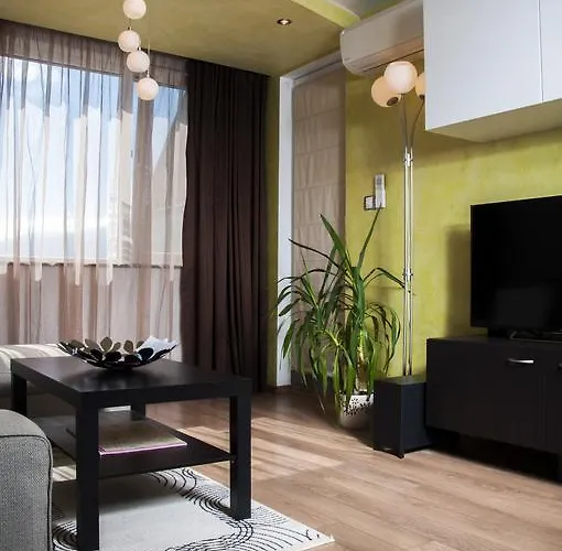 Derelli Deluxe And Derelli Adorable Sofía