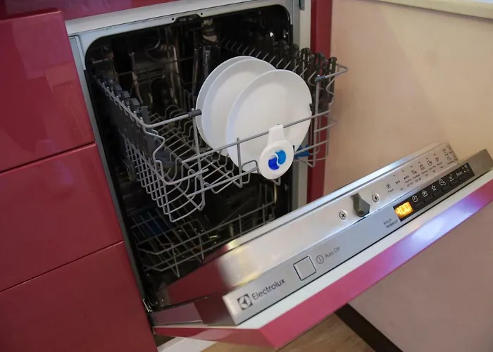 Derelli Deluxe And Derelli Adorable