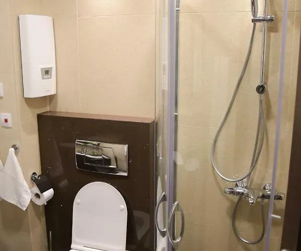 Derelli Deluxe And Derelli Adorable