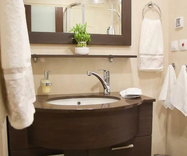 Derelli Deluxe And Derelli Adorable Apartamento Sofía