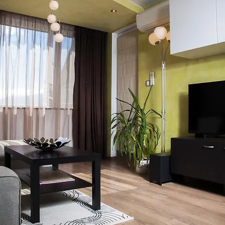 Derelli Deluxe And Derelli Adorable Sófia