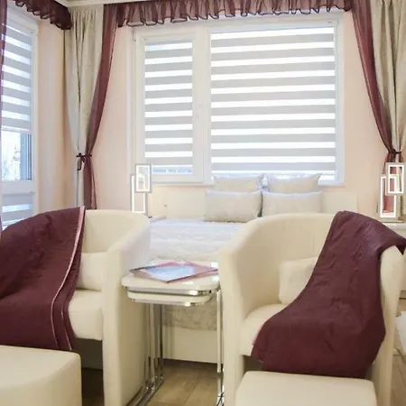 Derelli Deluxe And Derelli Adorable Apartamento